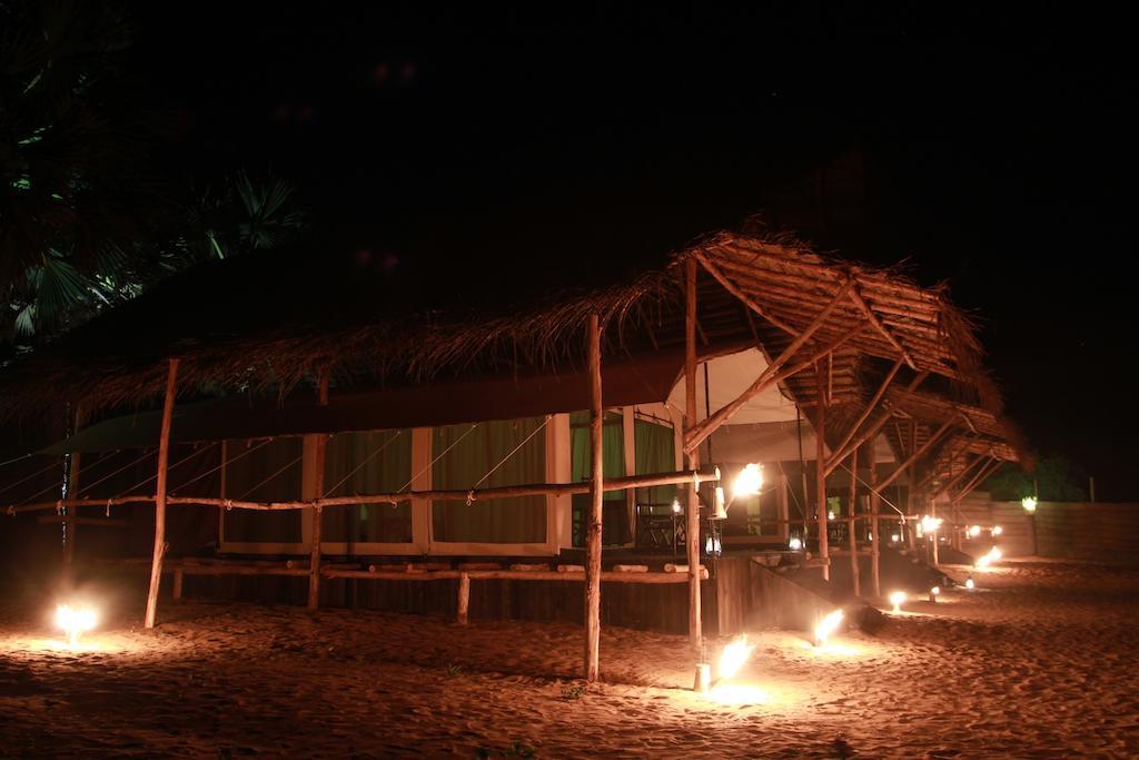 The Beach Camp Yala Kirinda  Chambre photo